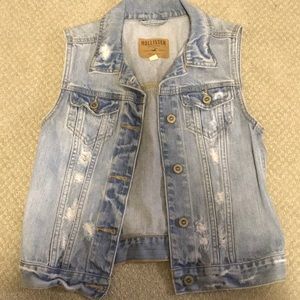 Hollister jean vest